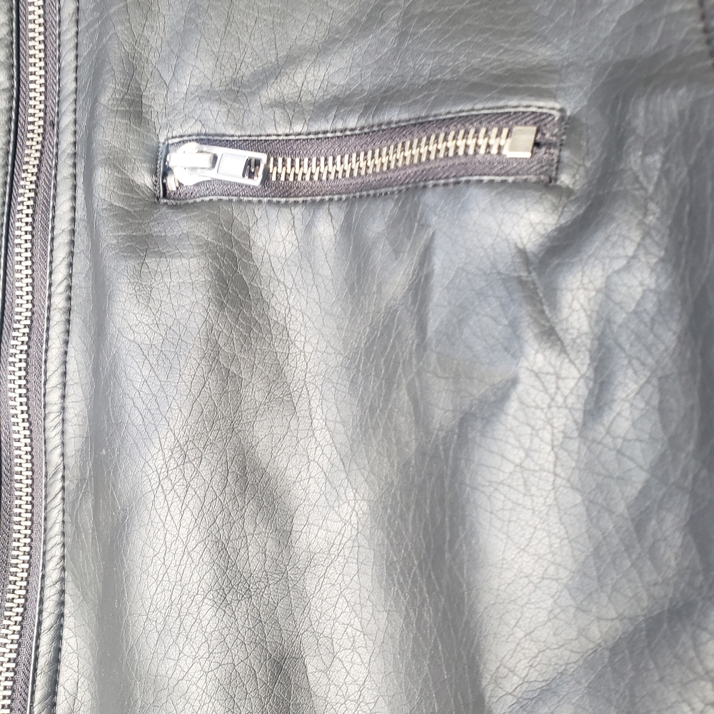 NWOT BLACK LEATHER YOUTH JACKET - Picture 5 of 10
